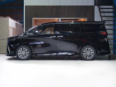 2026 TOYOTA ALPHARD photo 5
