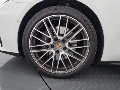 PORSCHE PANAMERA - 6