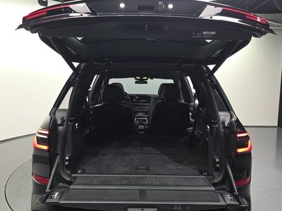 2025 BMW X7 — миниатюра 20
