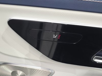2023 Mercedes-BENZ EQE — миниатюра 25