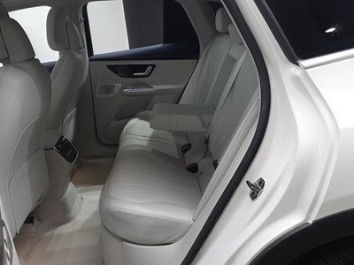 2023 Mercedes-BENZ EQE — миниатюра 18