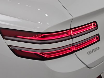 GENESIS GV80 - 10
