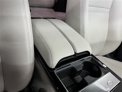 2023 LAND Rover RANGE ROVER VELAR — миниатюра 28