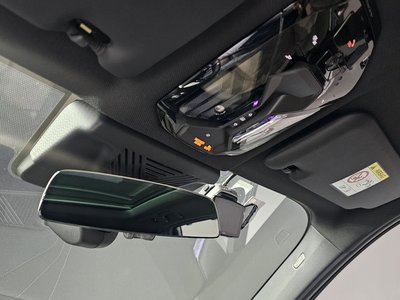 2025 BMW X3 — миниатюра 23