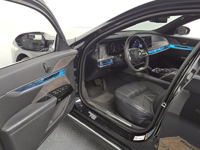 صورة 10 لـ 2023 BMW 7 SERIES