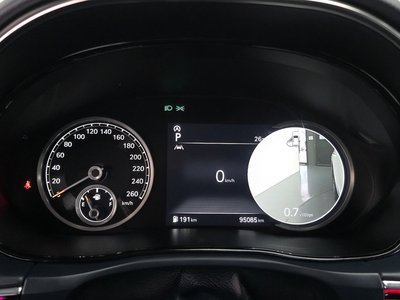 صورة 8 لـ 2022 Genesis GV70