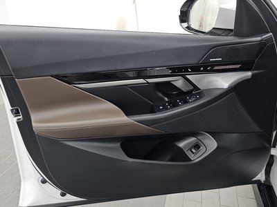 2024 BMW 5 SERIES 缩略图 14