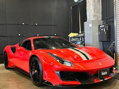 FERRARI 488 PISTA