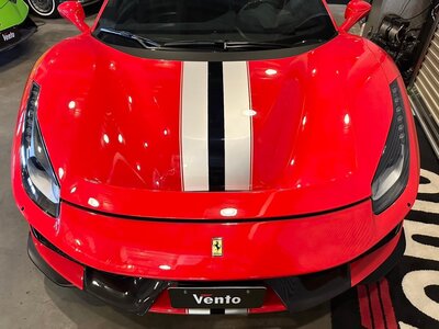 FERRARI 488 PISTA - 3