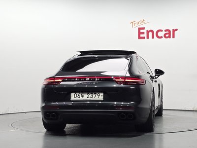 2018 Porsche PANAMERA — фото 3