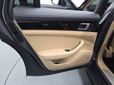2018 Porsche PANAMERA 缩略图 15