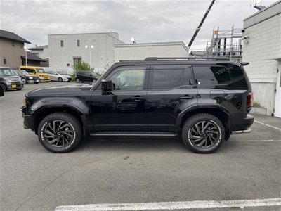 TOYOTA LAND CRUISER 250 - 7