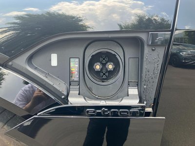 2024 AUDI SQ8 SPORTBACK E-TRON — миниатюра 59