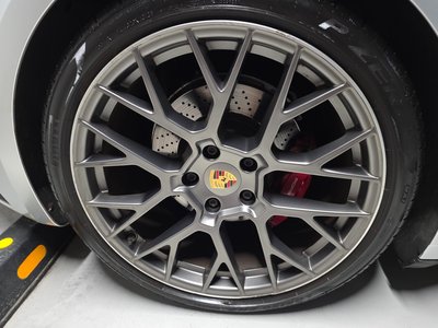 2020 Porsche 911 — миниатюра 20