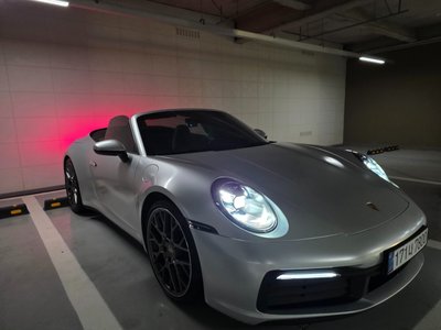 2020 Porsche 911 — миниатюра 12