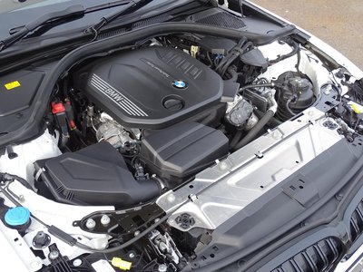 BMW 3 SERIES - 8