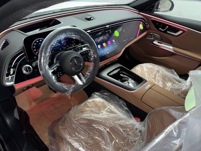 MERCEDES-BENZ E-CLASS - 10