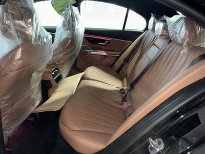 MERCEDES-BENZ E-CLASS - 8