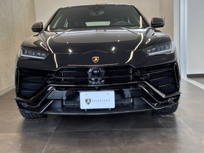 LAMBORGHINI URUS - 2