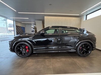 LAMBORGHINI URUS - 3