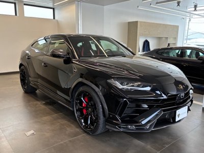 LAMBORGHINI URUS - 9