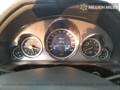 MERCEDES-BENZ E-CLASS - 6