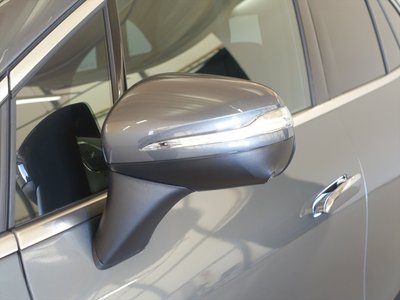 MERCEDES-BENZ EQE - 7