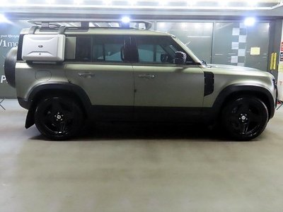 LAND ROVER DEFENDER - 2