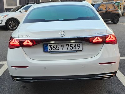 MERCEDES-BENZ E-CLASS - 3