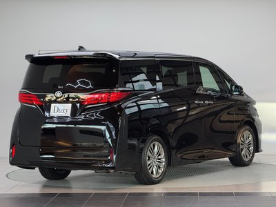 2026 Toyota ALPHARD — миниатюра 11