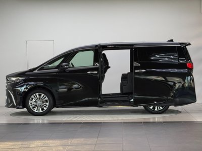 2026 Toyota ALPHARD — фото 7