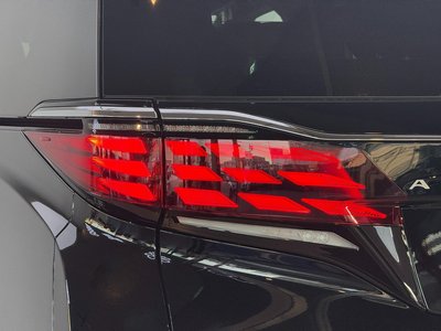 2026 Toyota ALPHARD — миниатюра 36