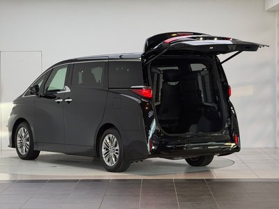 2026 Toyota ALPHARD — миниатюра 18