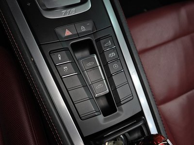 صورة مصغرة 23 لـ 2019 Porsche 718