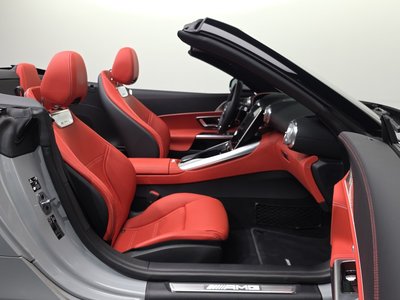صورة مصغرة 11 لـ 2025 Mercedes-BENZ SL