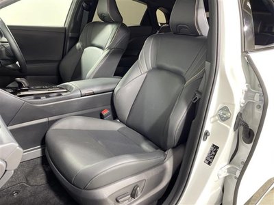 صورة مصغرة 32 لـ 2024 Toyota CROWN SPORT