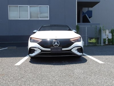 MERCEDES-BENZ EQE - 10