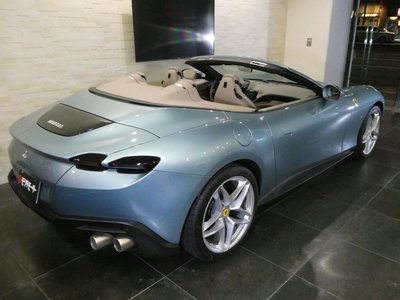 FERRARI ROMA SPIDER - 5