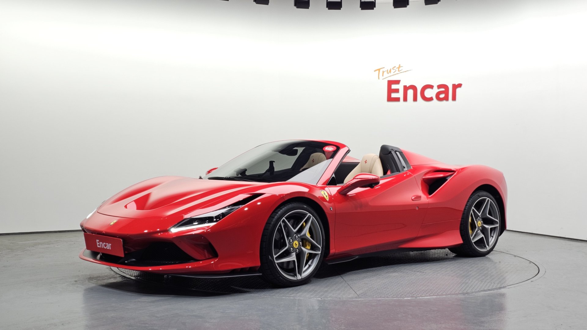 FERRARI F8 SPIDER - View 1