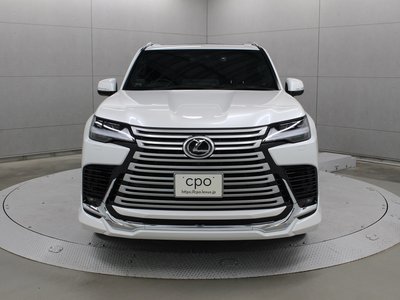 2023 Lexus LX — фото 5