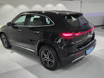 صورة 2 لـ 2025 Mercedes-BENZ EQA