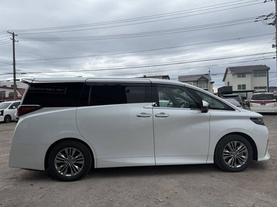 TOYOTA ALPHARD - 4