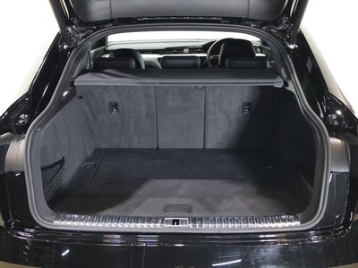 AUDI Q8 SPORTBACK E-TRON - 10