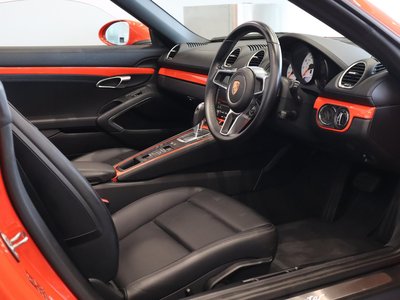 2018 Porsche 718 — миниатюра 12