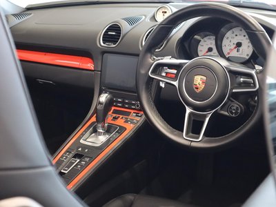 2018 Porsche 718 — миниатюра 11
