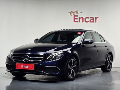 MERCEDES-BENZ E-CLASS - 1