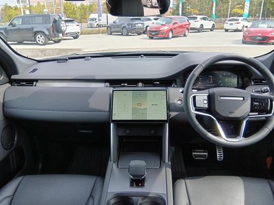 2025 LAND Rover DISCOVERY SPORT photo 5