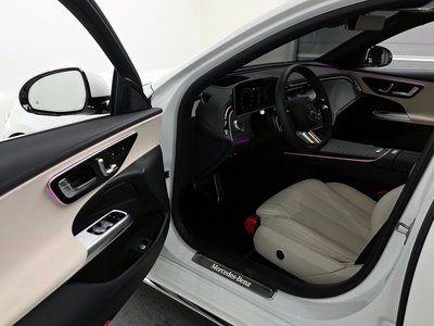 MERCEDES-BENZ E-CLASS - 10