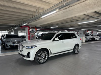 BMW X7 - 1