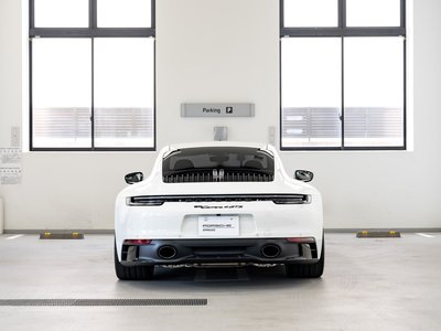 PORSCHE 911 - 4